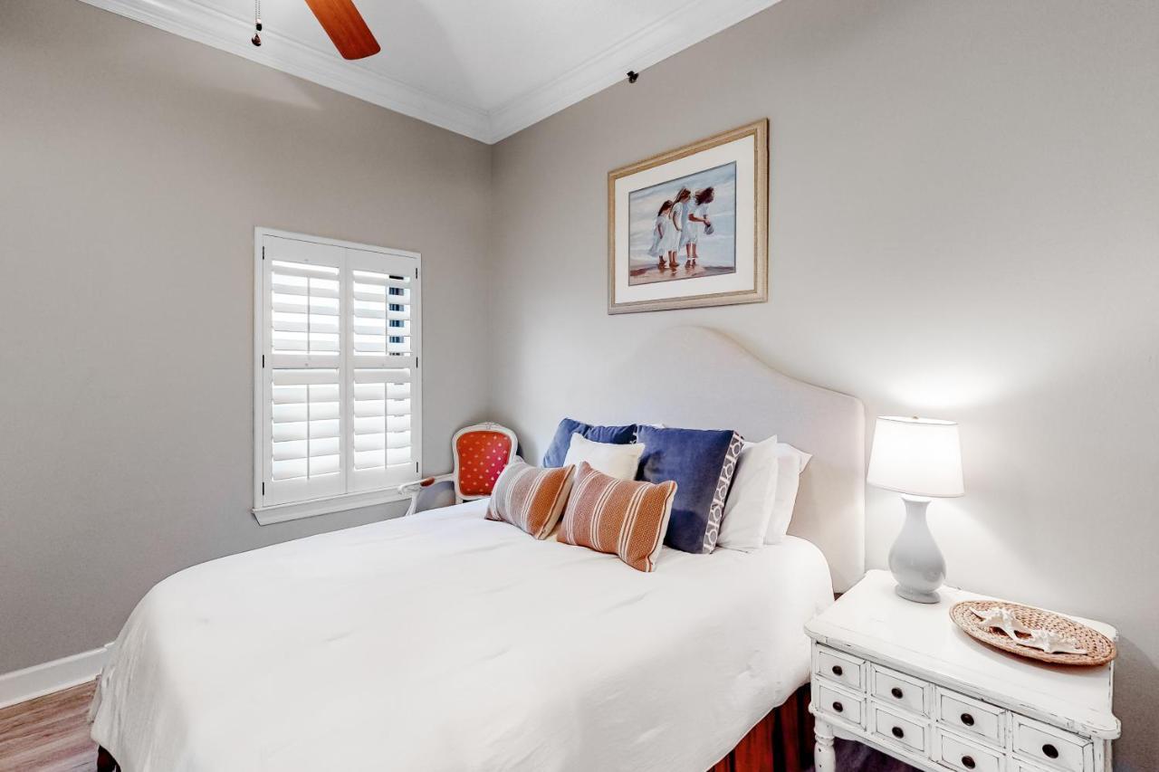 Phoenix VI 115 Orange Beach Extérieur photo